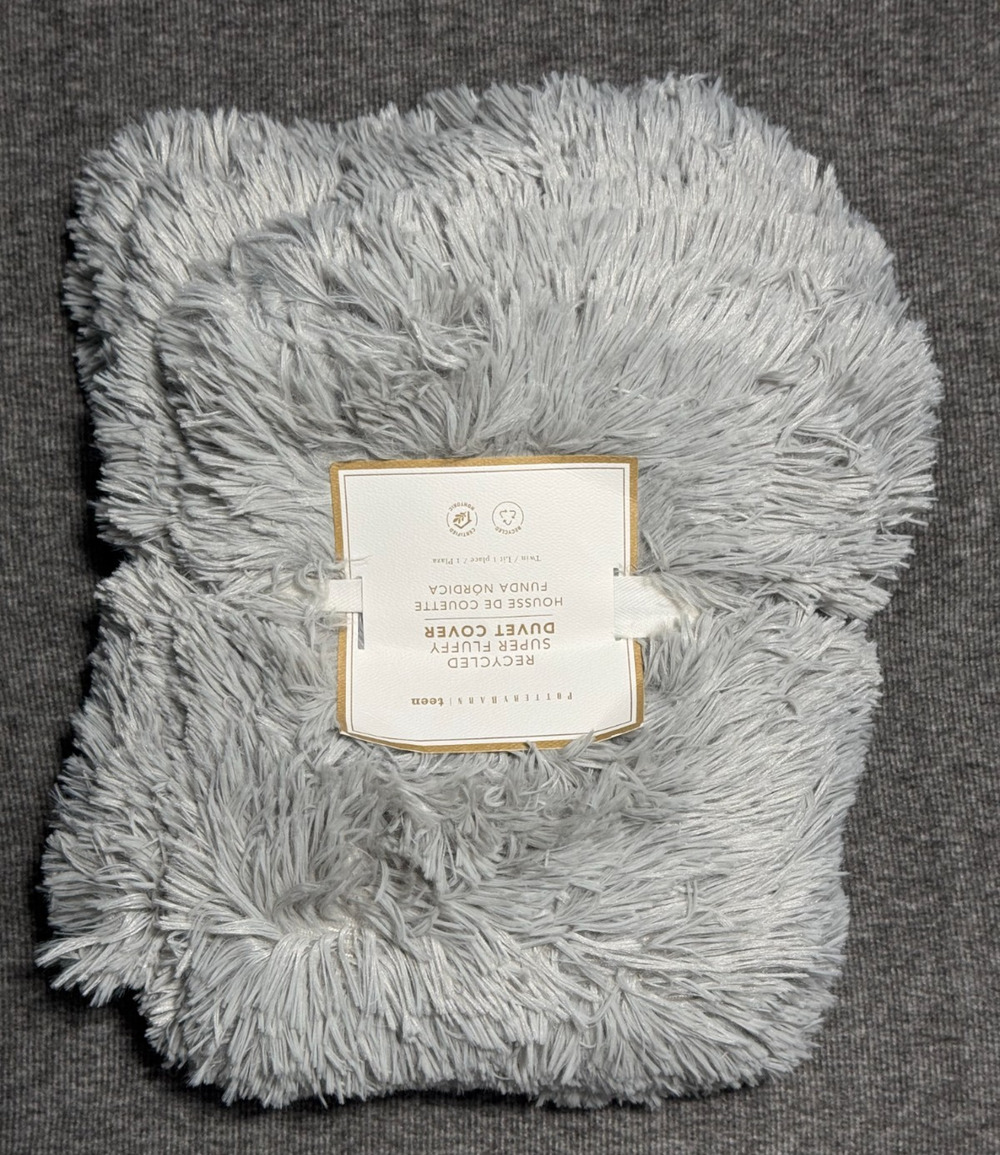 Pottery Barn Teen Recycled Super Fluffy Duvet Cover Twin 68x86 - Gray